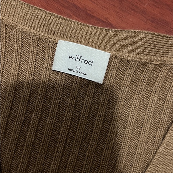 Wilfred Sweater - Picture 3 of 4